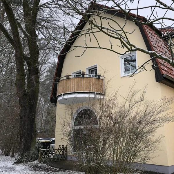 Ferienwohnung BadSaarowZentrum, отель в городе Berkenbruck