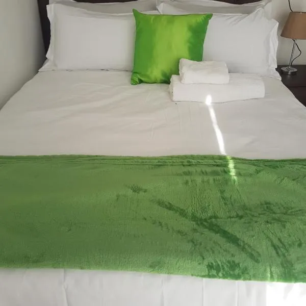 MZET GUEST HOUSE, hotel v destinaci Ermelo