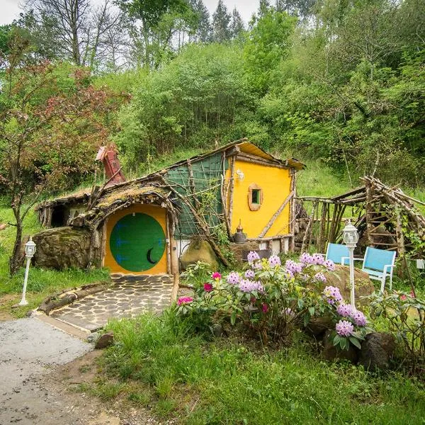 Cabañas Rurales El Hayal, hotel a Aloños