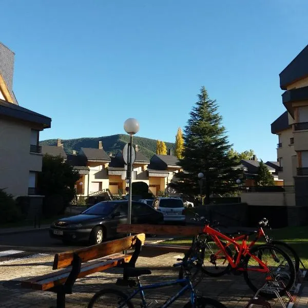 Best Biescas Tourist Home, hotel sa Biescas