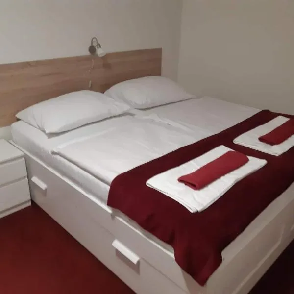 Penzion Quattro, hotell i Ústí nad Orlicí