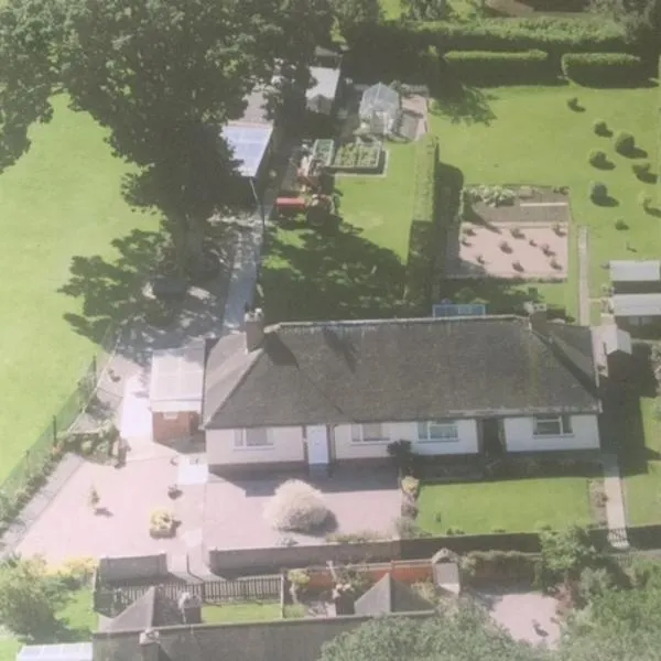 11 Callow Crescent, hotel v mestu Minsterley