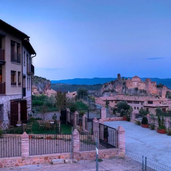 Casa Rural La Parra de Maribel, hotel in Alquézar