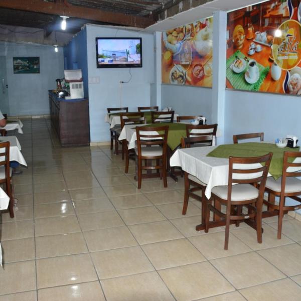 Alfa Hotel Vespasiano - Foto 4