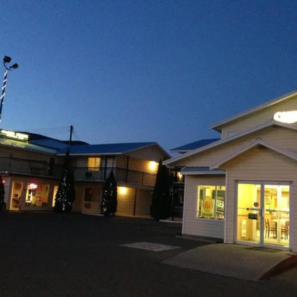 Cache Creek Inn, hotel in Cache Creek