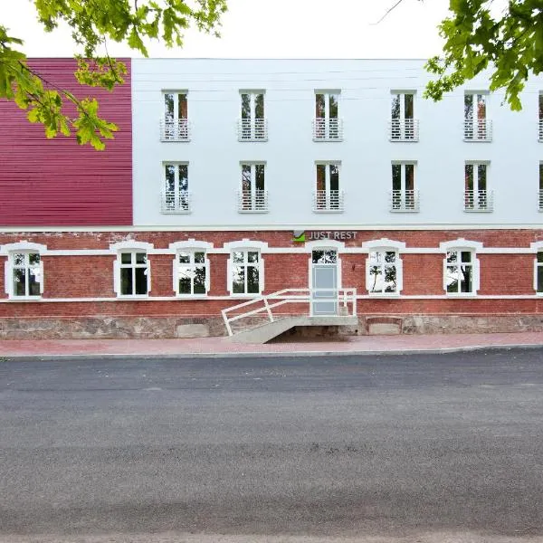 Just Rest Automatic Hostel, hotell Viljandis
