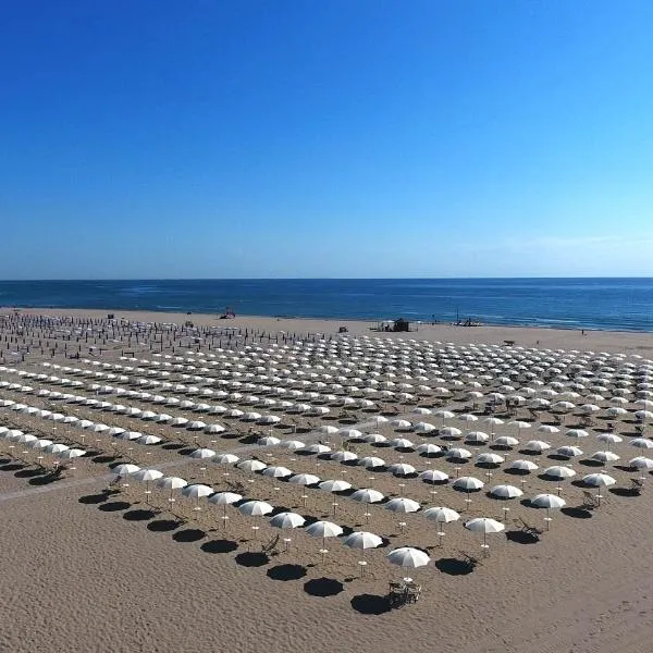 Albatross Mobile Homes on Camping Mare e Pineta, hotel v destinaci Lido degli Estensi