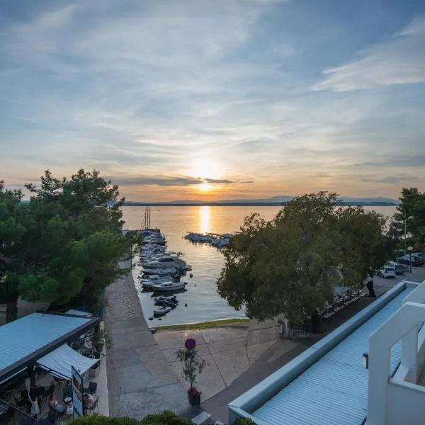 B&B Galija, hotel v destinaci Crikvenica