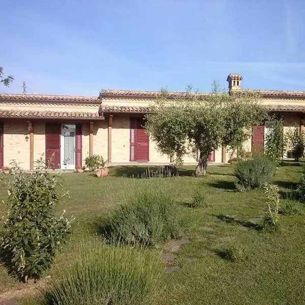 il Piccolo Melograno, hotel v destinaci Montecosaro