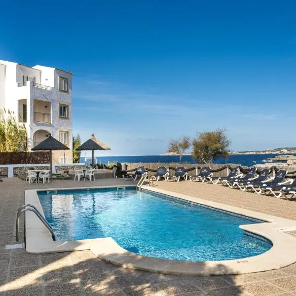 Apartamentos Sol Ponent, hotel em Cala Blanca