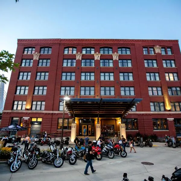 The Iron Horse Hotel, hotel di Milwaukee