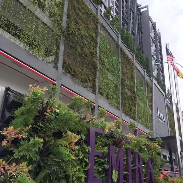 Emira Residence Sek 13 Shah Alam Wi-Fi Netflix, Hotel in Shah Alam