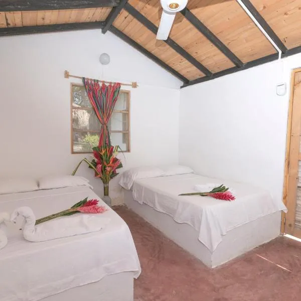 Casa Grande Surf، فندق في Guachaca