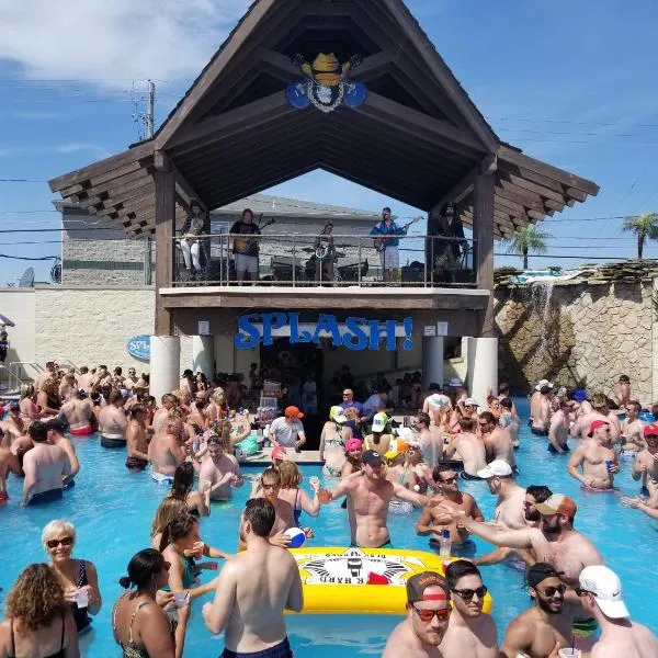 Grand Islander Hotel: Put-in-Bay şehrinde bir otel