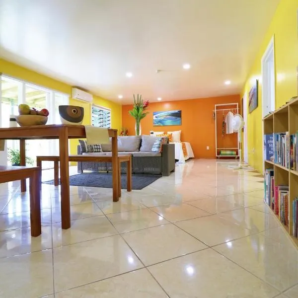 ShineAwayHomes - Mountain View AIR CONDITIONED, hotel v destinaci Rarotonga