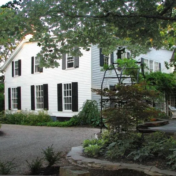 Niagara Mansion Carriage Suite, hotel din Lewiston