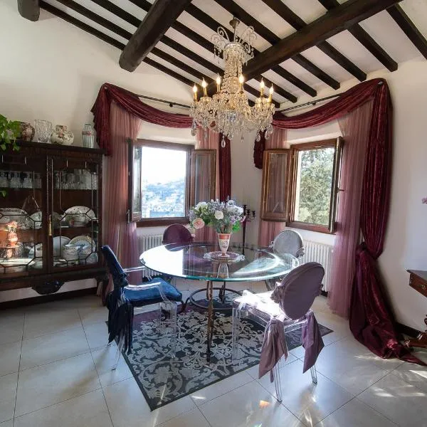 B&B L'Orologio, hotel en Signa