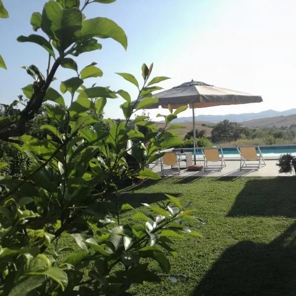 Agriturismo Podere il Fornacino, hotel v destinaci Santa Luce