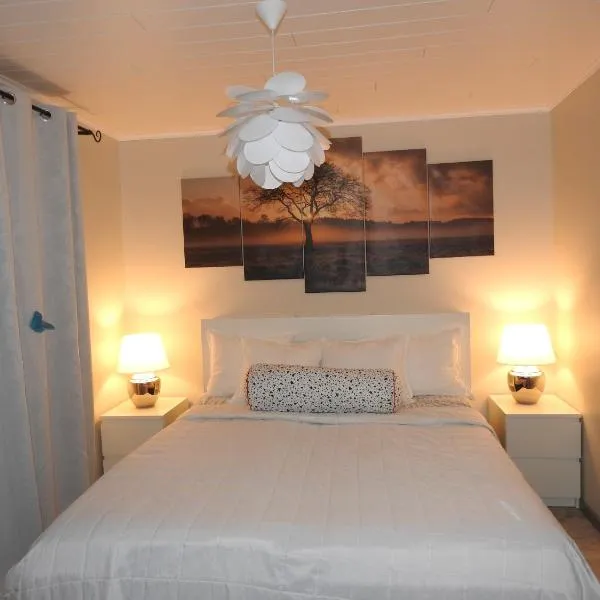 Scandinavian Sleeping & Living, hotel di Paimio