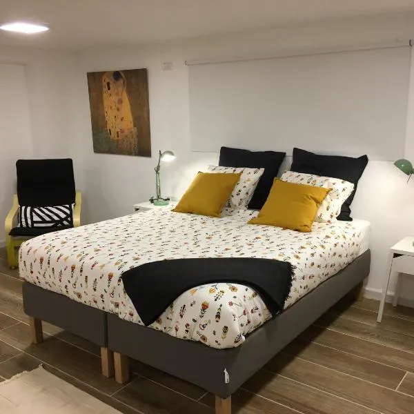 Hassan Guesthouse, hotel in Nazareth
