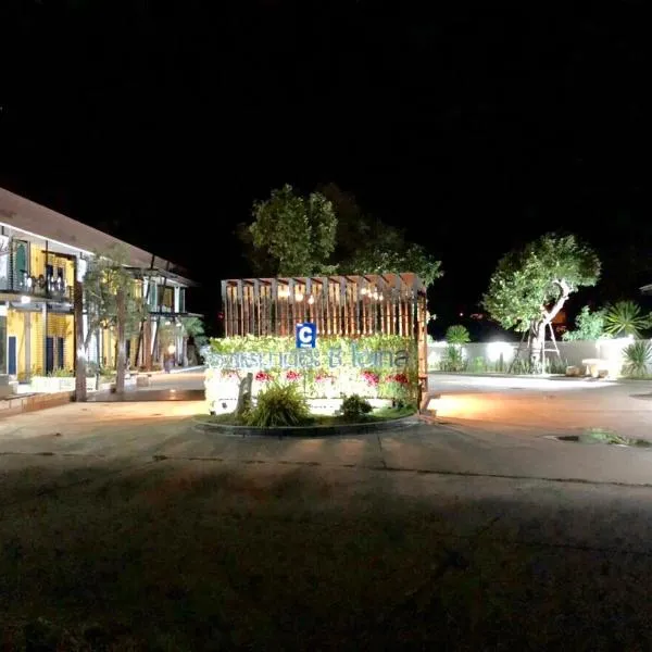The C Hotel, hotel v destinaci Amnat Charoen