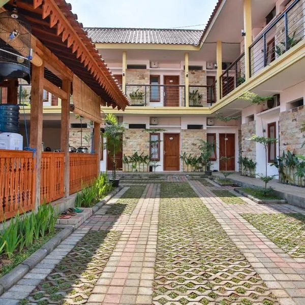 Sandy's Homestay, hotell sihtkohas Blimbingsari