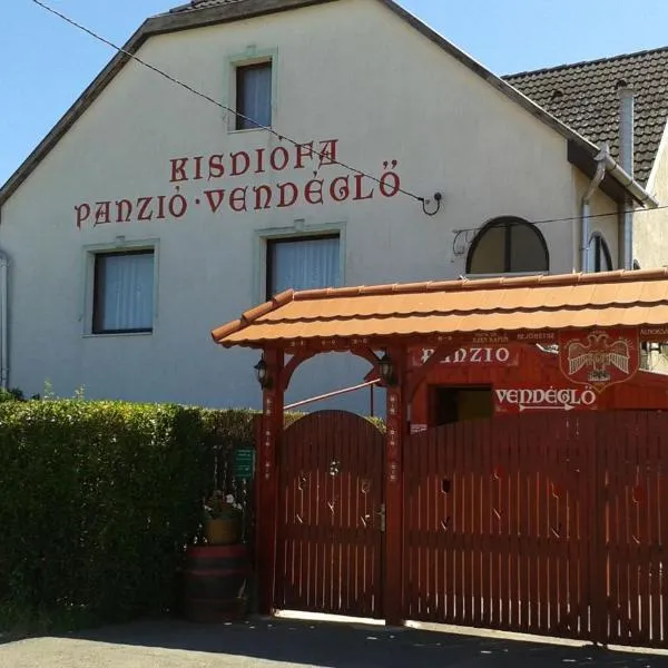 Kisdiófa Panzió és Vendéglő, hotel Vajdácskán