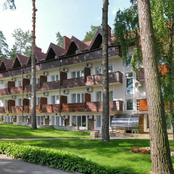 Ukraina Hotel, hotel in Budishche