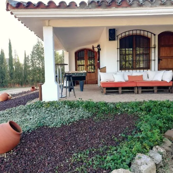 Chalet Alavesa - Lagunas de Ruidera, hotel ad Argamasilla de Alba
