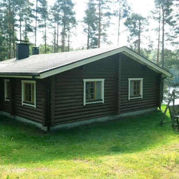 Loma-Pälsilä lakeside villa: Kuhmoinen şehrinde bir otel