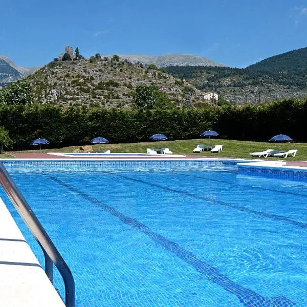 Camping Cadí Vacances & Spa, hotel en Gósol