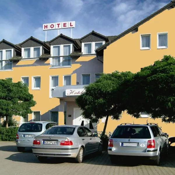 Waldschlößchen, hotel v destinaci Klieken