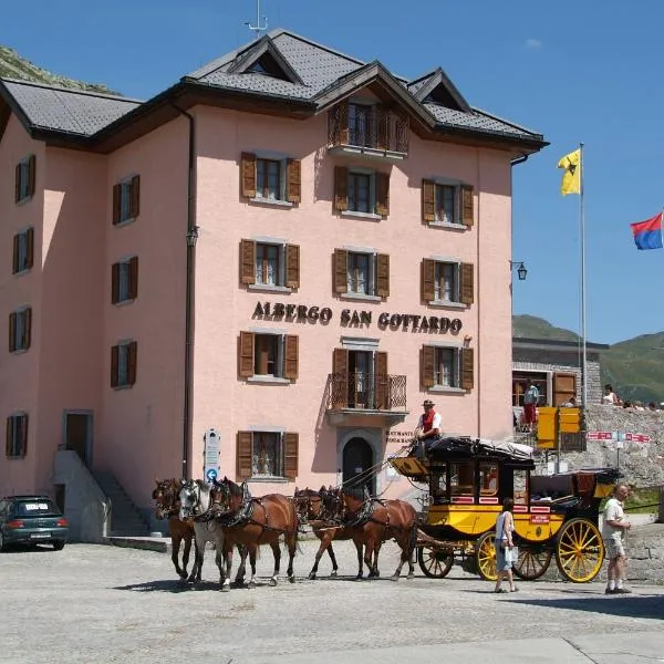 Albergo San Gottardo, hotel u gradu Bedretto