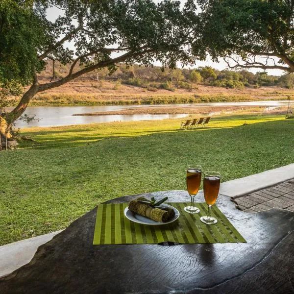 Maninghi Lodge, hotel in Balule Game Reserve