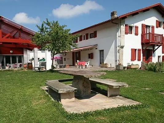 Achafla Baita, hotel v destinácii Ascain