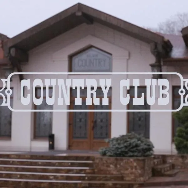 Country club, hotel in Uzhhorod