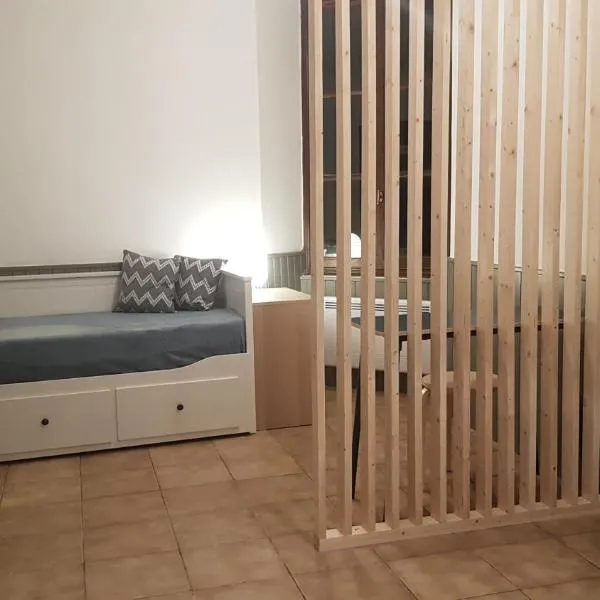 10 Rue du Bourg Neuf, מלון בBruyères-le-Châtel