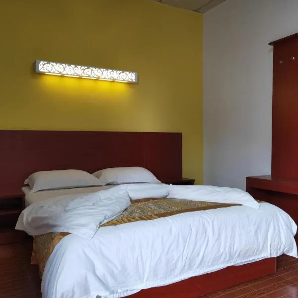 CHONG TI HOTEL、ディリのホテル