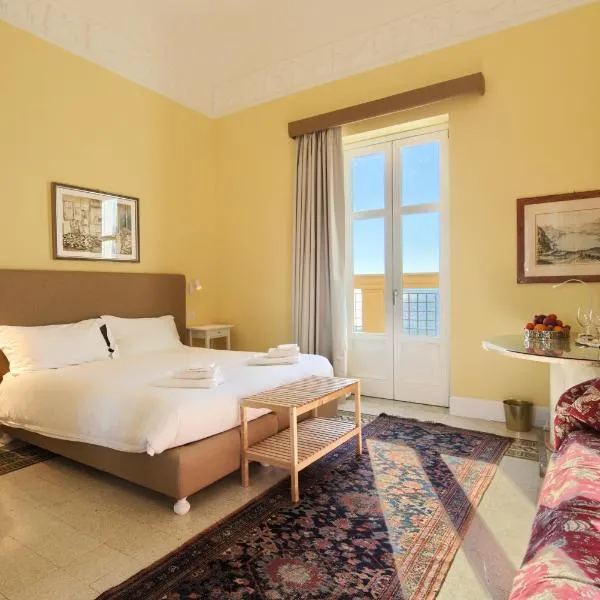 La Giulietta - Penthouse, hotel v destinácii Salerno