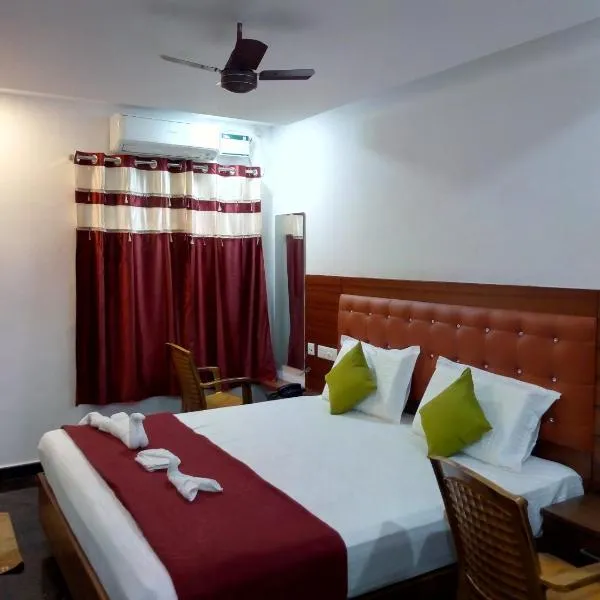 Navalur에 위치한 호텔 Medavakkam Sri Sai Residency