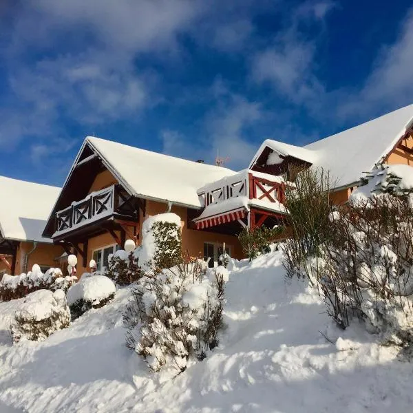 Apartments Lipno Serafin, hotel en Lipno nad Vltavou