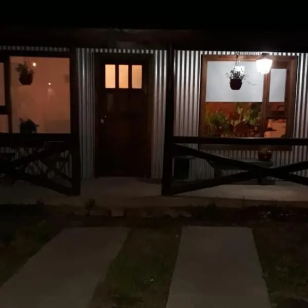 Peggy´s House, hotel in Puerto San Julián