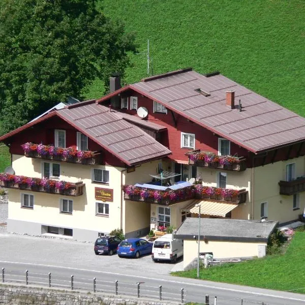 Haus Christian, hotel a Klösterle am Arlberg