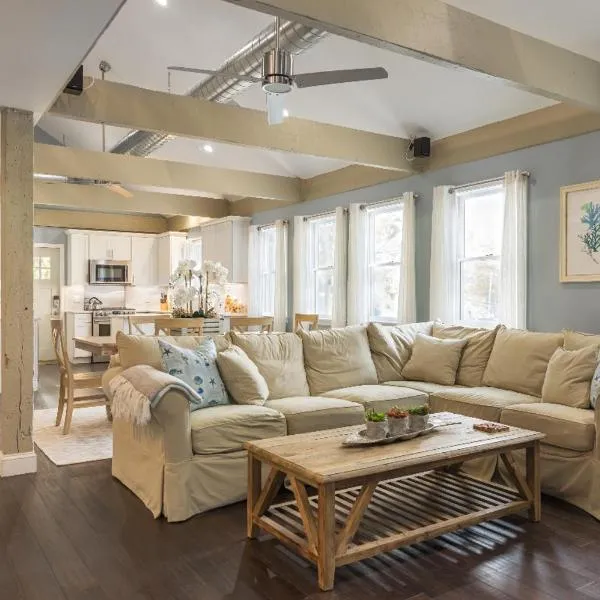 Luxury Marblehead Condo, hotel v destinaci Marblehead