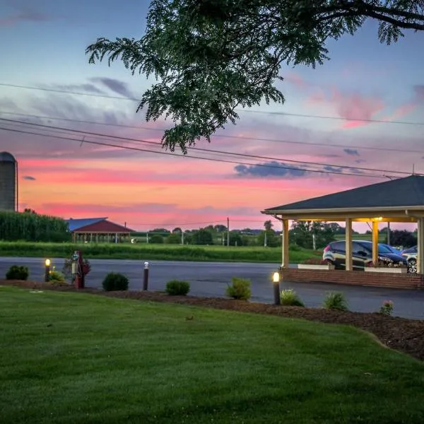 Harvest Drive Family Inn - Renovated Rooms, hotel a New Holland