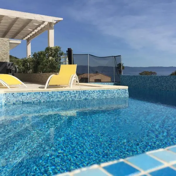 Vizzavona Piscine, hotel in Ajaccio