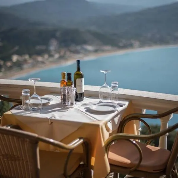 PORTO TIMONI, hotel v destinaci Afionas