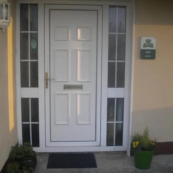 Stonehaven B&B, hotel v destinaci Ennis
