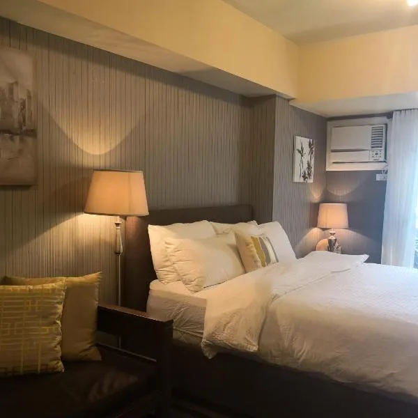 Centrio Tower Beside Ayala Studio Unit with Balcony 23, hotel en Cagayán de Oro