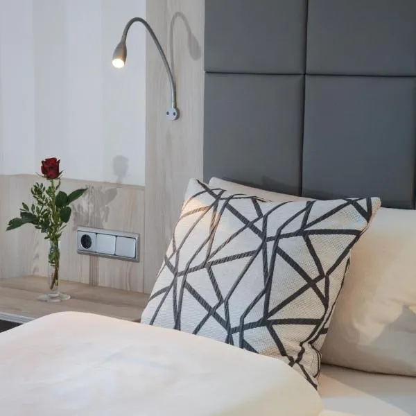 Hotel Vierjahreszeiten, khách sạn ở Breitengüßbach